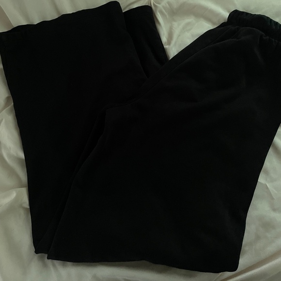 H&M wide leg sweatpants - Picture 3 of 4